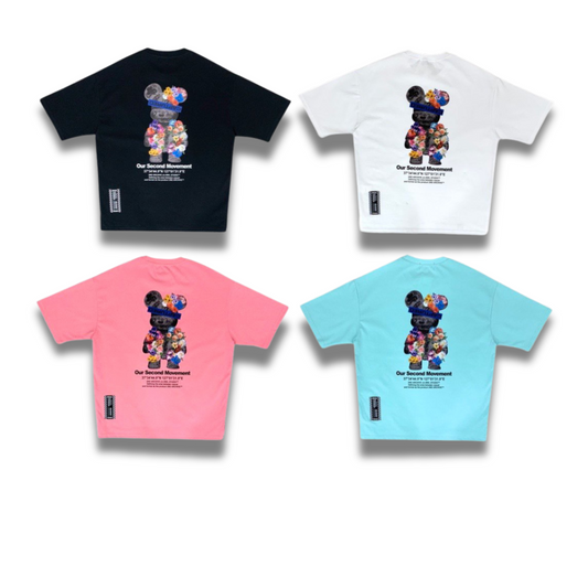 フラワーベアデザインのグラフィックTシャツ4枚。