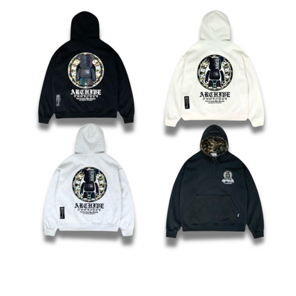 テディベアの表情や迷彩風ディテールが分かる高解像度アップショット