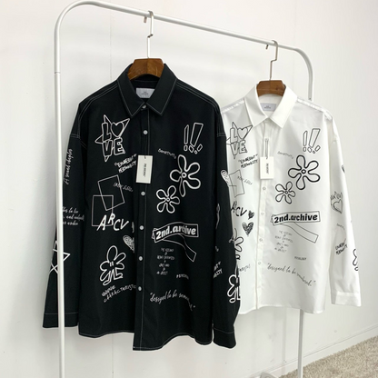 シンプルなボトムスと合わせたスターフラワーシャツのコーディネート例