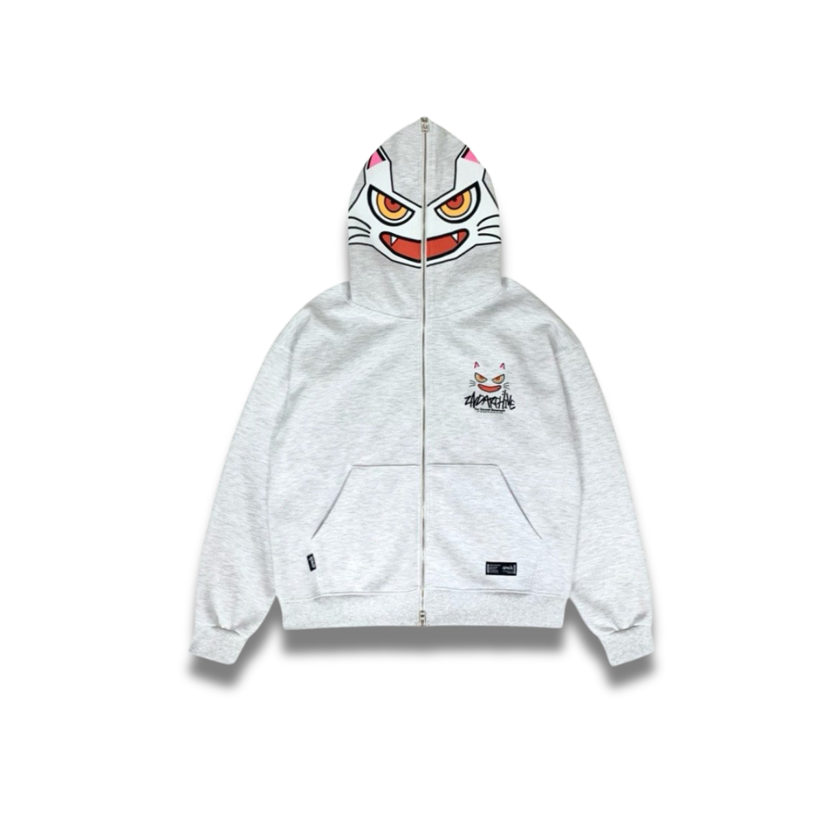 クリーム色のフルジップパーカーを着たモデルの後ろ姿