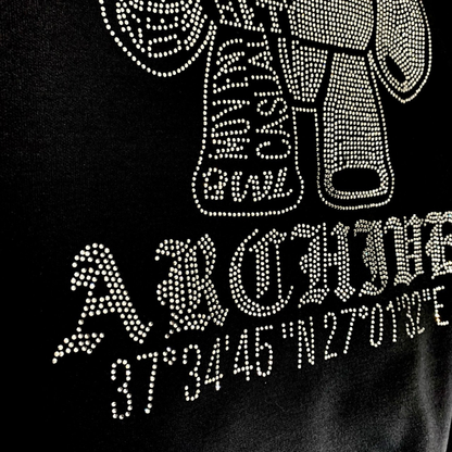 ユニセックスで着られるオーバーサイズパーカーの着用シーン