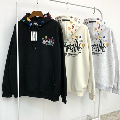 ユニセックスで着られるオーバーサイズデザインの着用写真