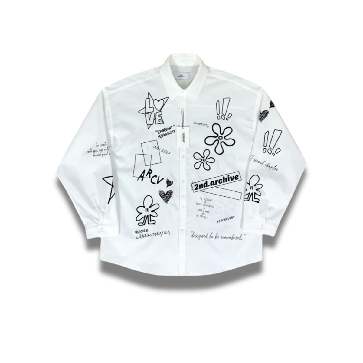 胸元にスターフラワーデザインがプリントされたシャツの正面写真