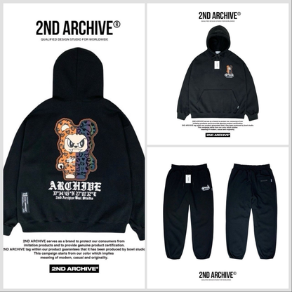 ブラック生地の風合いとプリントの発色がわかるクローズアップ