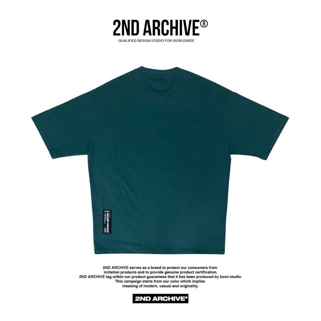 スタイリッシュな2nd ArchiveクレヨンヒップホップTシャツ。