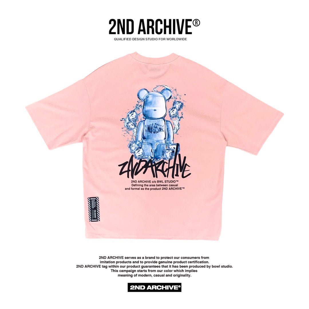 Stylish streetwear tee with prominent ice-bear graphic.