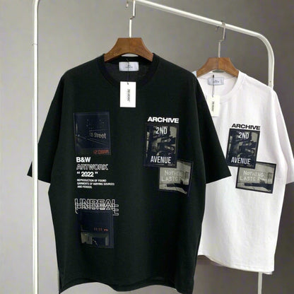 カモフラージュ柄と英字プリントが特徴の韓国製Tシャツ、ストリートファッションの必須アイテム