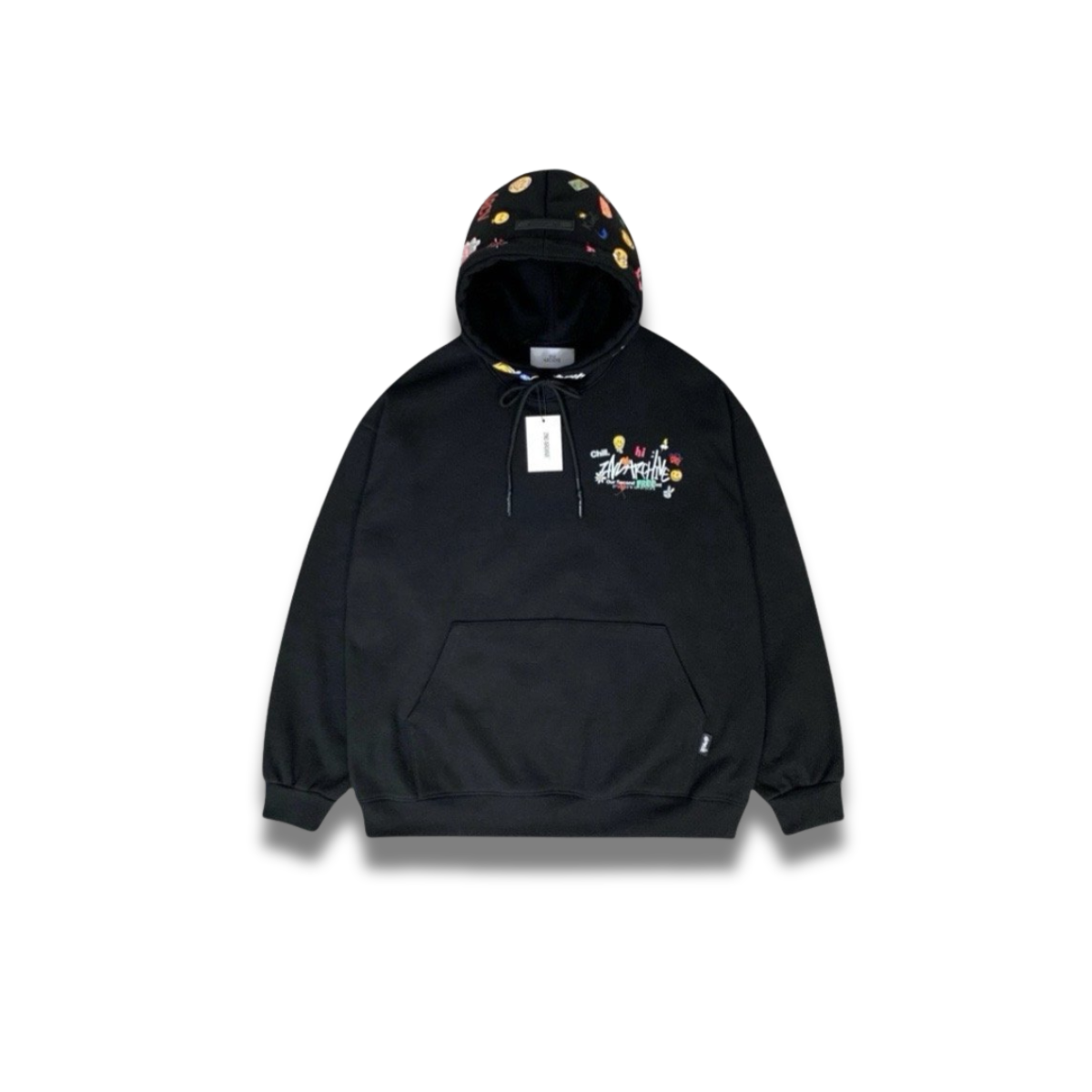 クリームカラーのミニグラフィックパーカーのディテールアップ