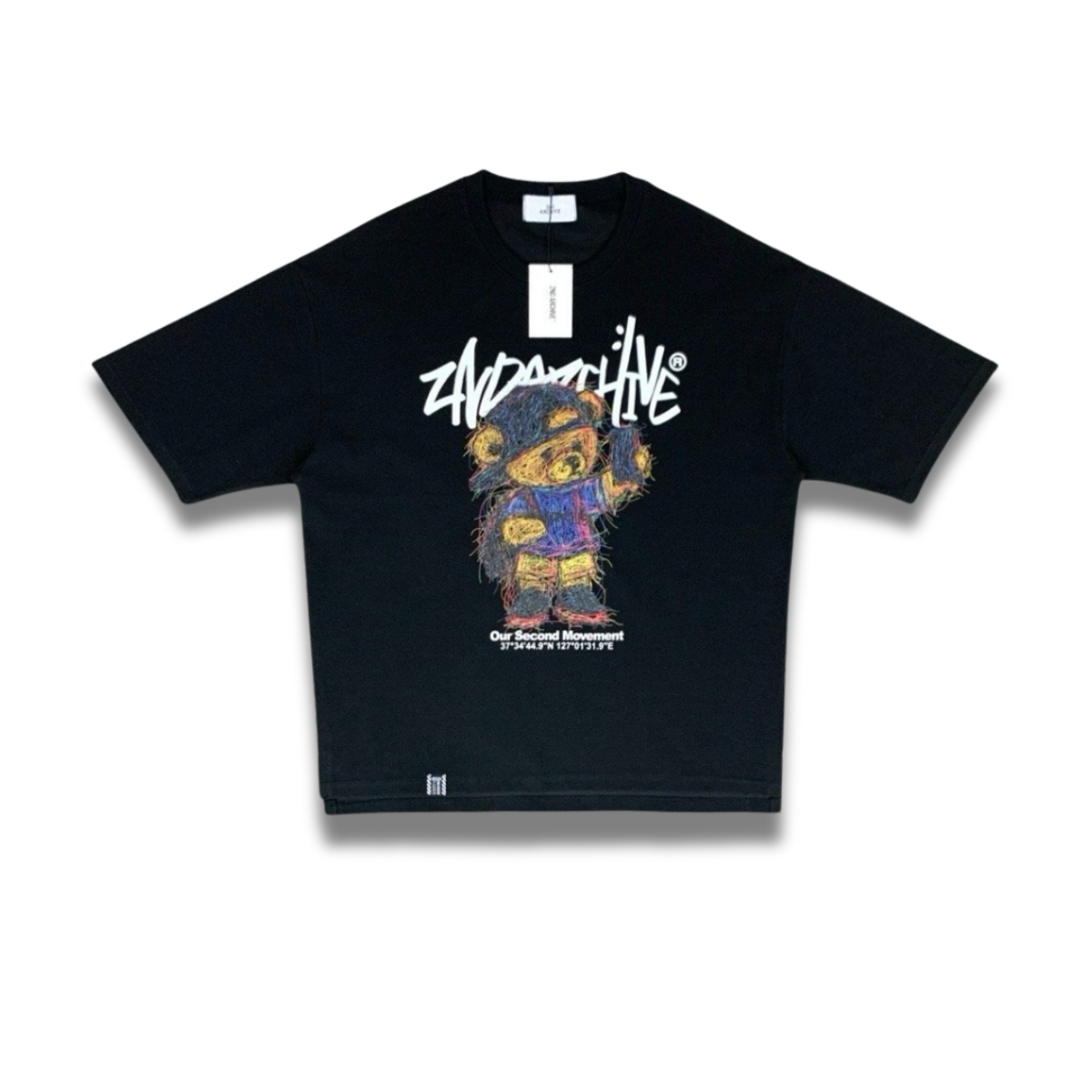 ベージュ・ホワイト・ブラック・ピンクの4色展開、韓国系Tシャツ