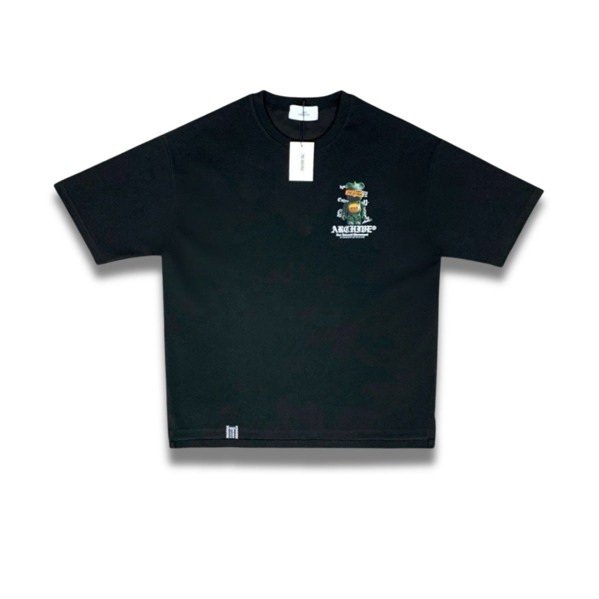 スケーター風ベアのアートが魅力の2025年夏モデル