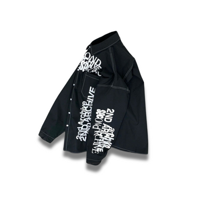 個性派コーデにぴったりなレタリングオーバーサイズシャツ