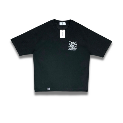 2nd Archiveの遊び心あふれるキャラクターTシャツ