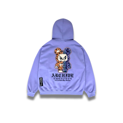 ヒョウ柄ベアの表情や模様が見えるプリントのズームカット