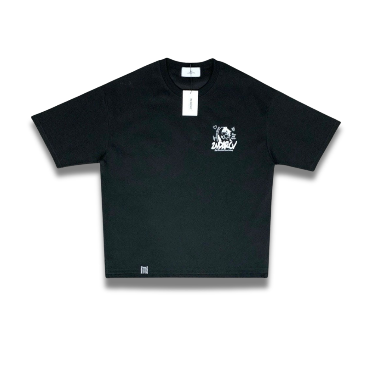 ピンク・ホワイト・ブラック・ライトブルーの4色展開Tシャツ