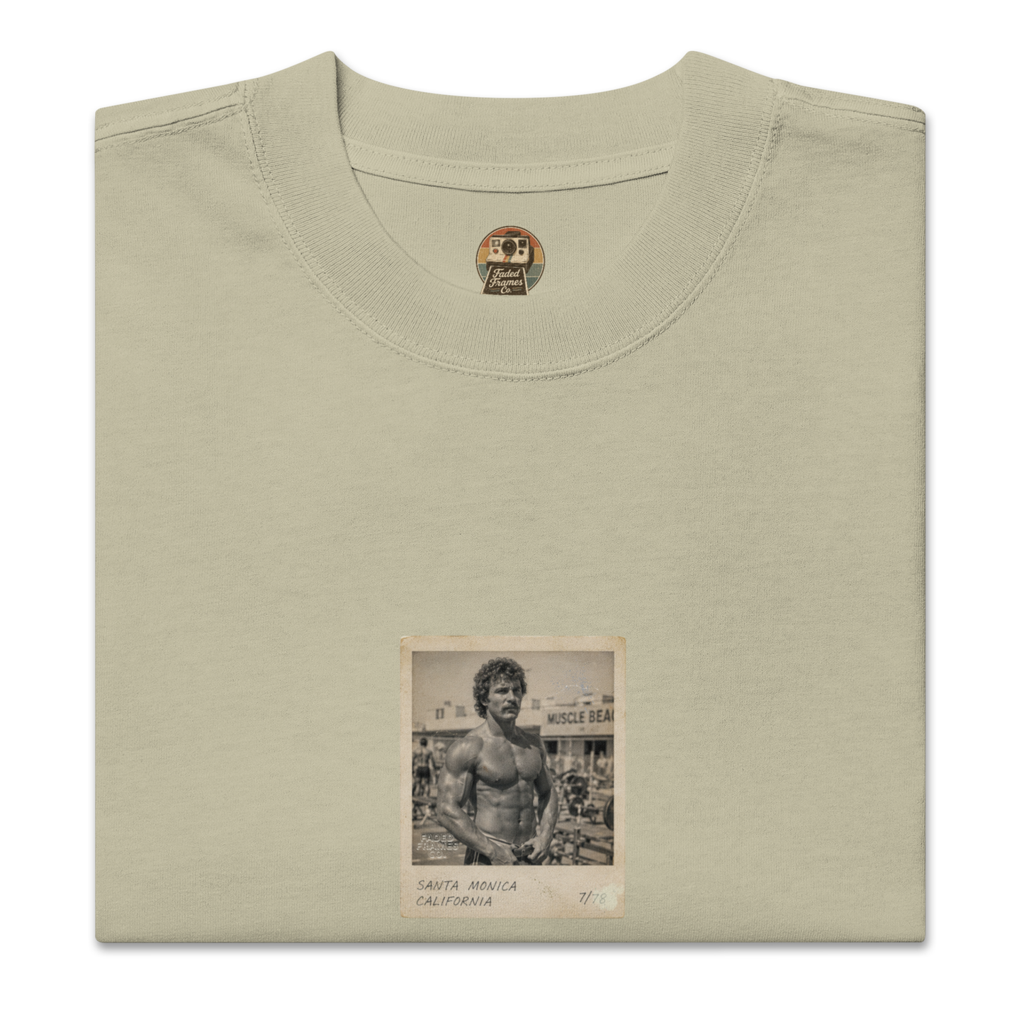 [Faded Frames Co.] ヴィンテージ マッスルビーチ Tシャツ (114)