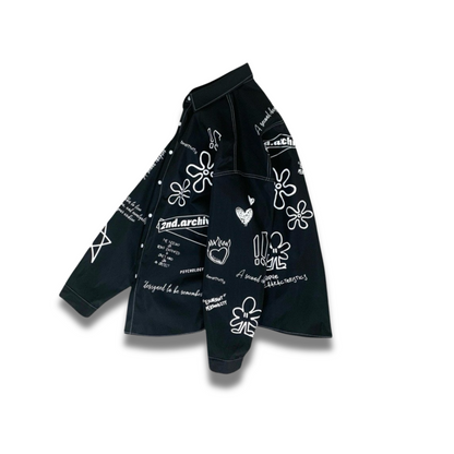 柔らかいシャツ生地の風合いを写した近距離ショット