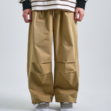 Baggy street style, beige Korean made pants.