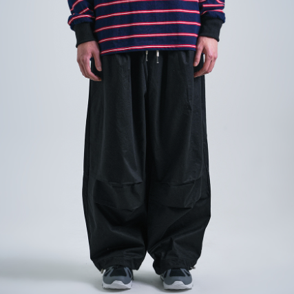 Black trendy pants, baggy streetwear, made in Korea.