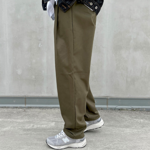 Khaki Korean slacks, sleek design.