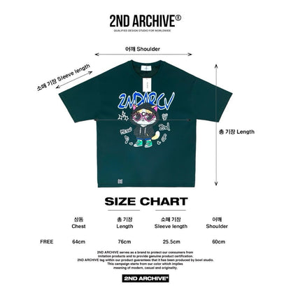 ブラック生地と猫プリントのコントラストが映える前面写真