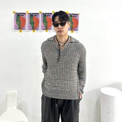 Gray V-neck knit sweater, Korean.