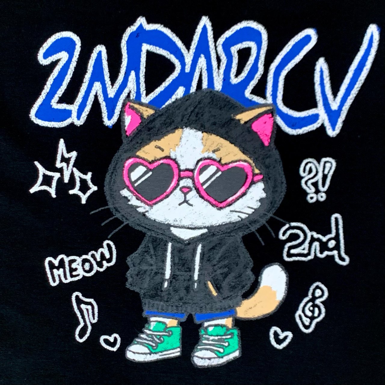 猫の表情や線の細部がわかる拡大プリントディテール