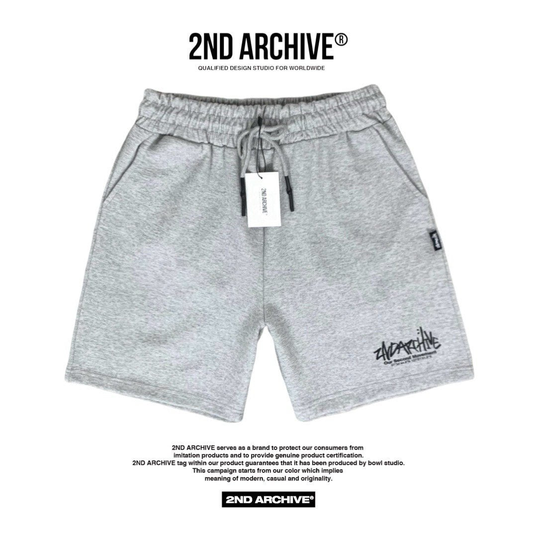 韓国メンズファッションに映えるビビッドカラーショーツ