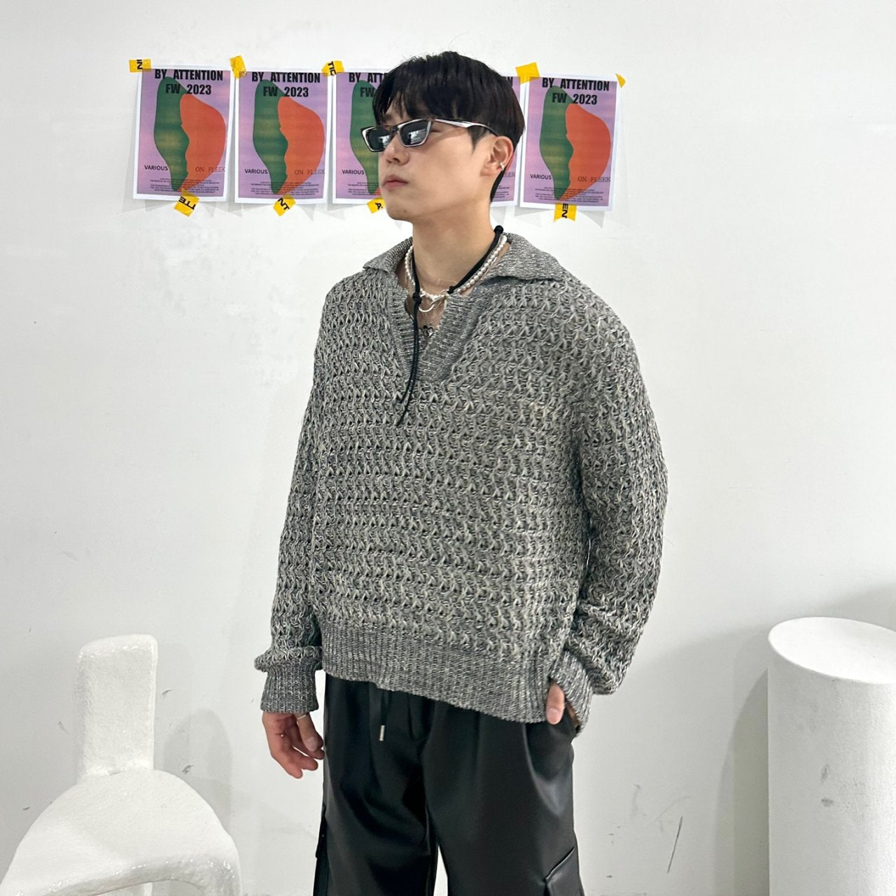 Chic design gray knit sweater, Korean.