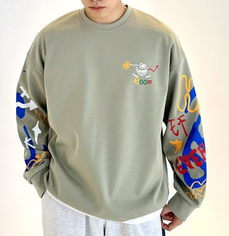 Korean street style sweater in khaki.