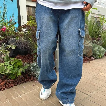 Oversized cargo pants, Korean fashion.