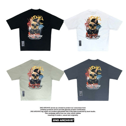 クリーム生地に映えるブルドッグプリントの高解像度クローズアップ