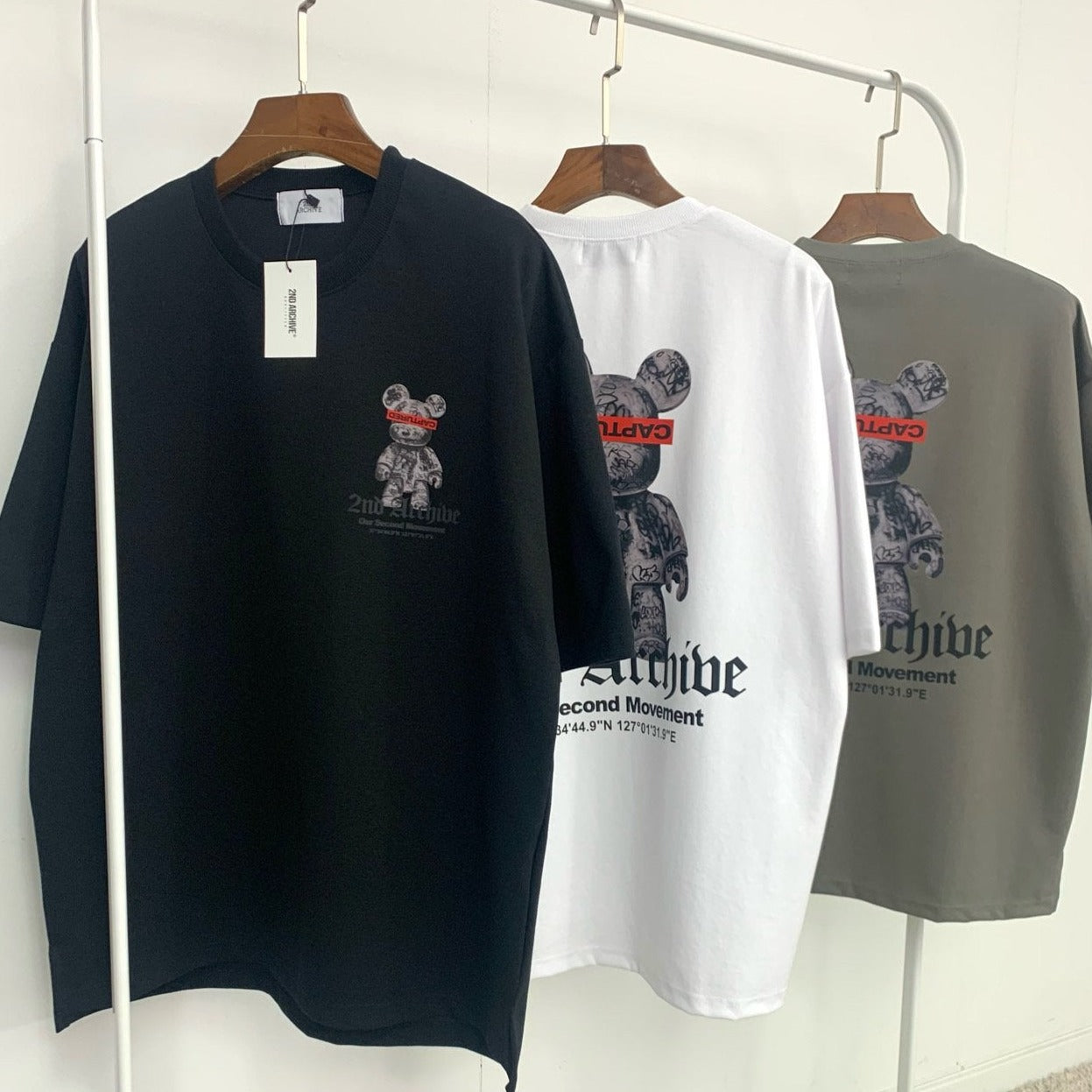 グラフィティスタイル熊Tシャツ - 2nd Archive