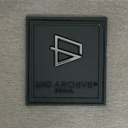 ストリート×ミニマルな雰囲気の韓国ブランドTシャツ