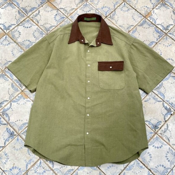 Streetwear vintage button-up shirt, unisex, well-crafted.