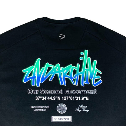 夏にぴったりの軽やかネオンカラーTシャツ