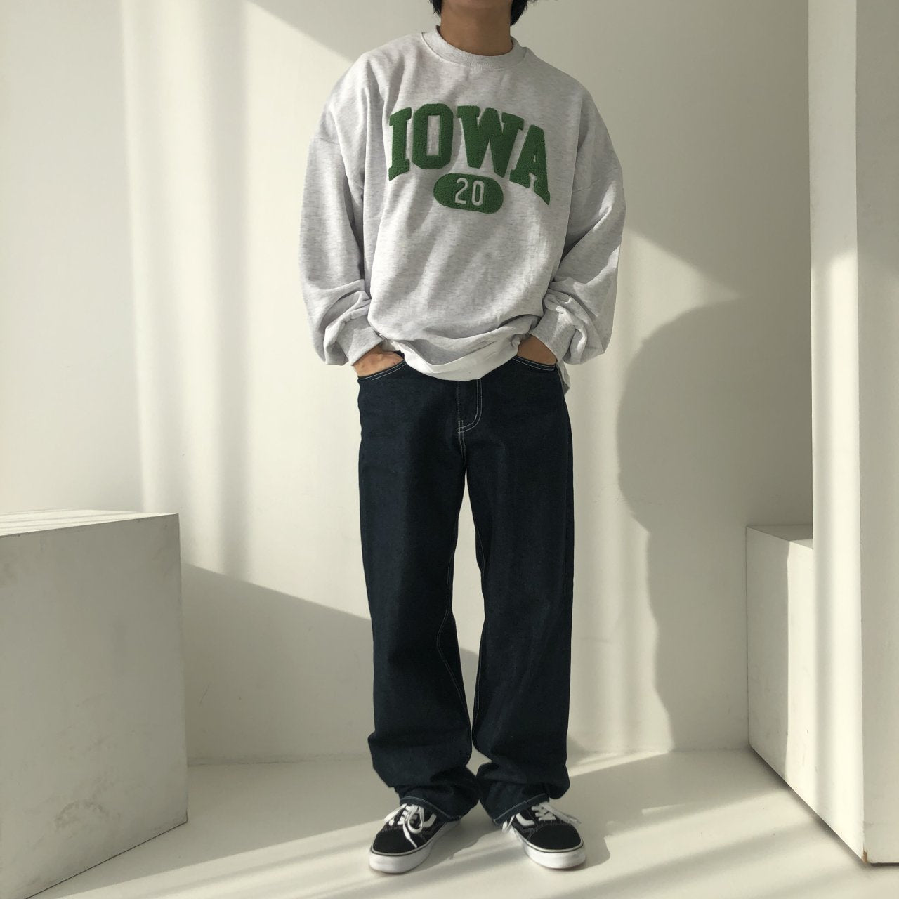 [Potato Club]  "IOWA" 3D English Lettering Sweater (PTC16)