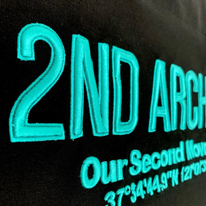 デザイン性と着心地を両立した2nd ArchiveのTシャツ