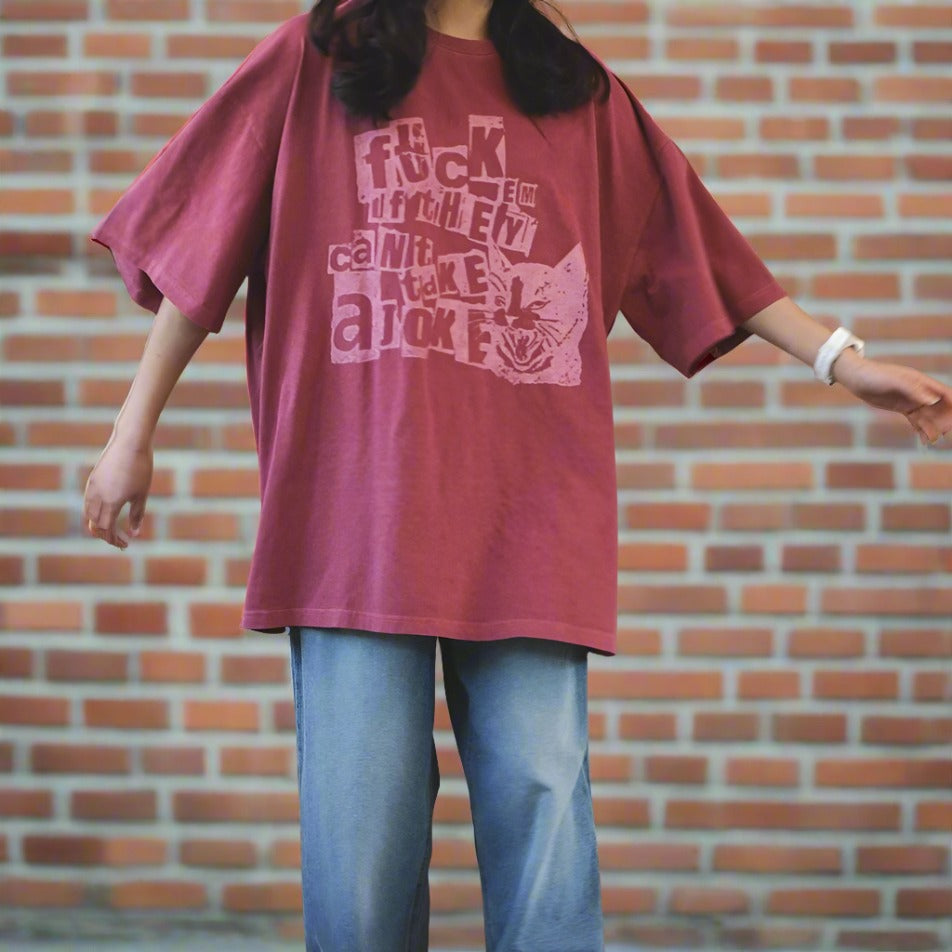 Red vintage style English lettering t shirt made in Korea. 