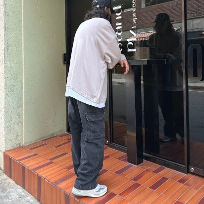 Black cargo pants, Korean street chic.