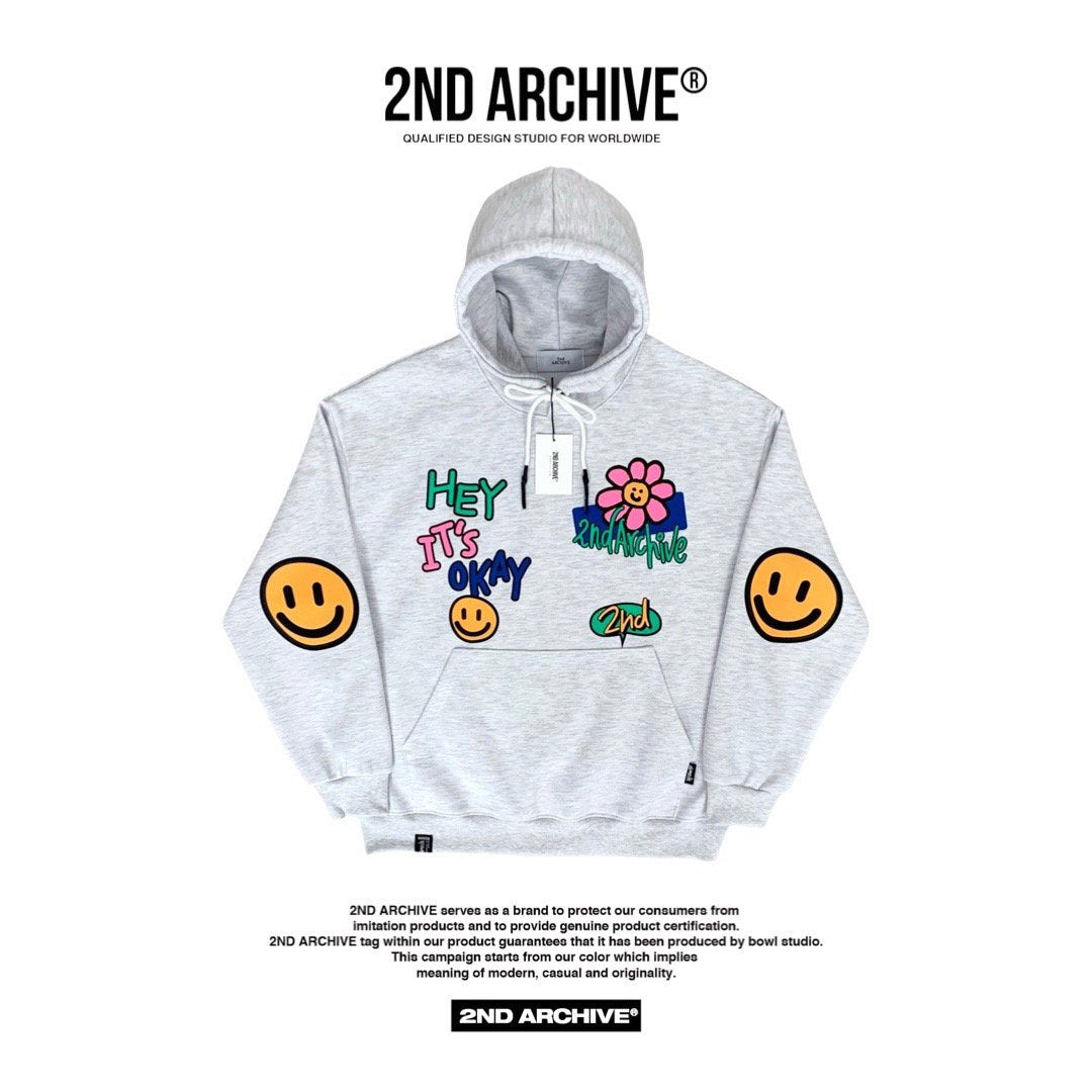 Cute smile graphic hoodie sweater for men and women