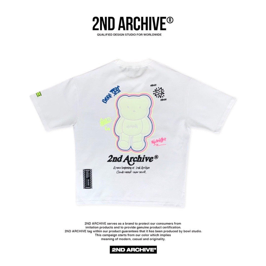 クマグラフィックのTシャツ、2nd Archiveのストリートウェア。