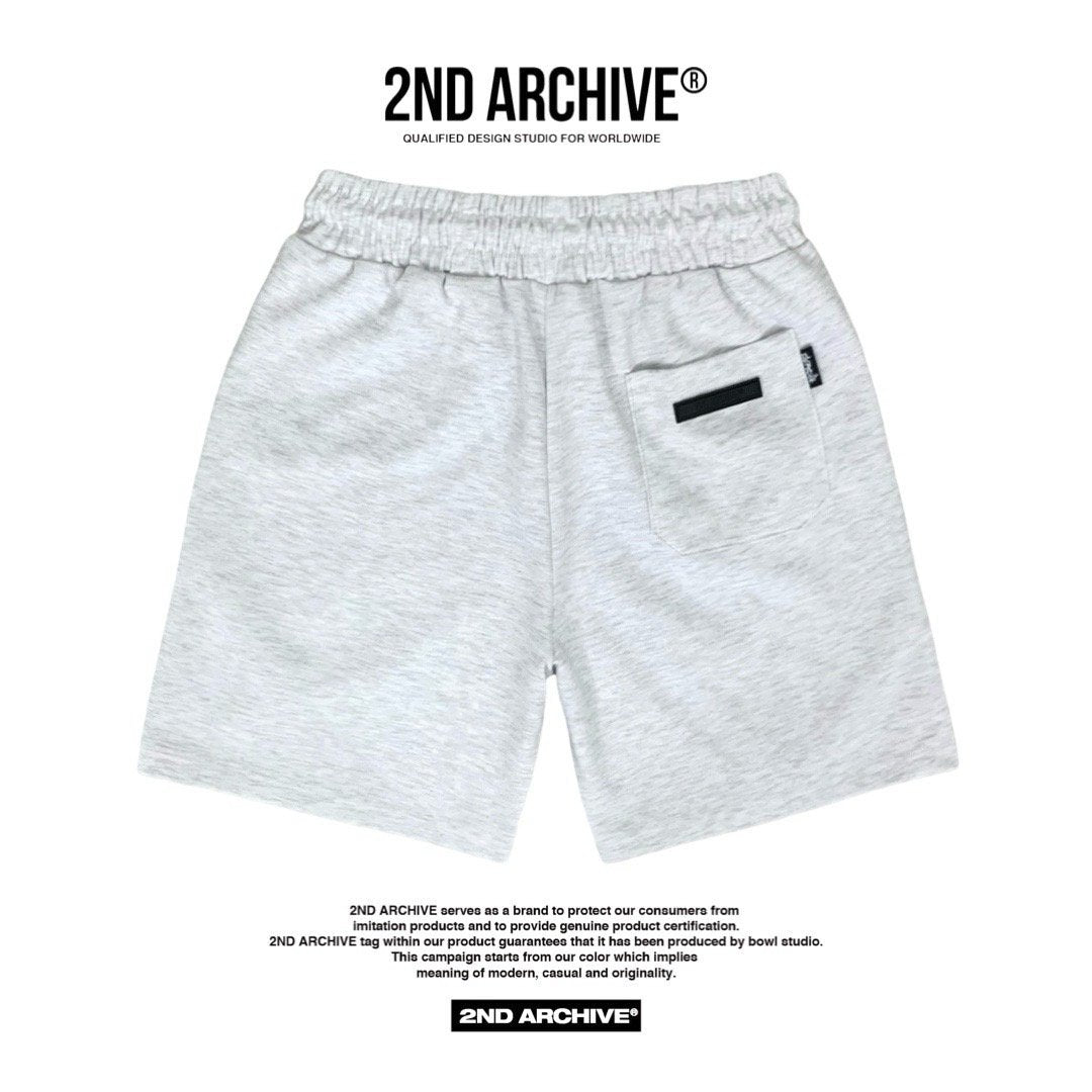 モノトーン好きに人気のブラックショートパンツ