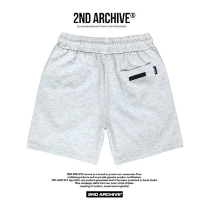 モノトーン好きに人気のブラックショートパンツ