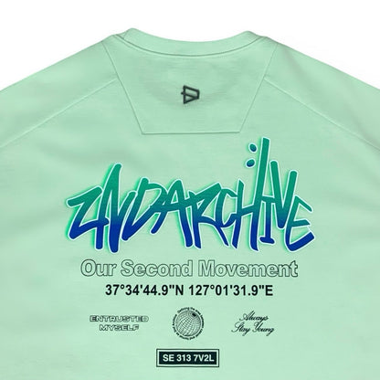 オールブラック・ミントグリーン・ホワイトのネオンTシャツ