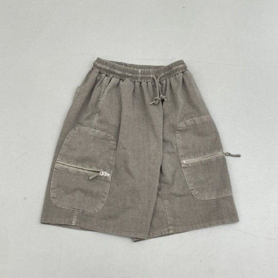 Retro Korean shorts with unique pockets