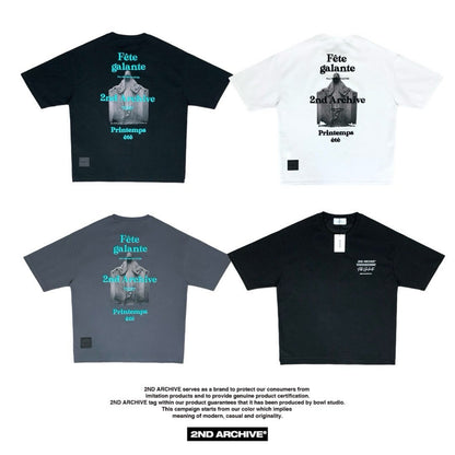 モデルが横から着用している自然なシルエット写真