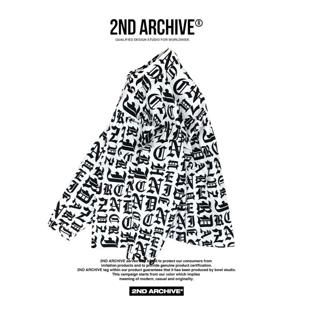 トレンド感ある全面タイポグラフィプリントシャツ