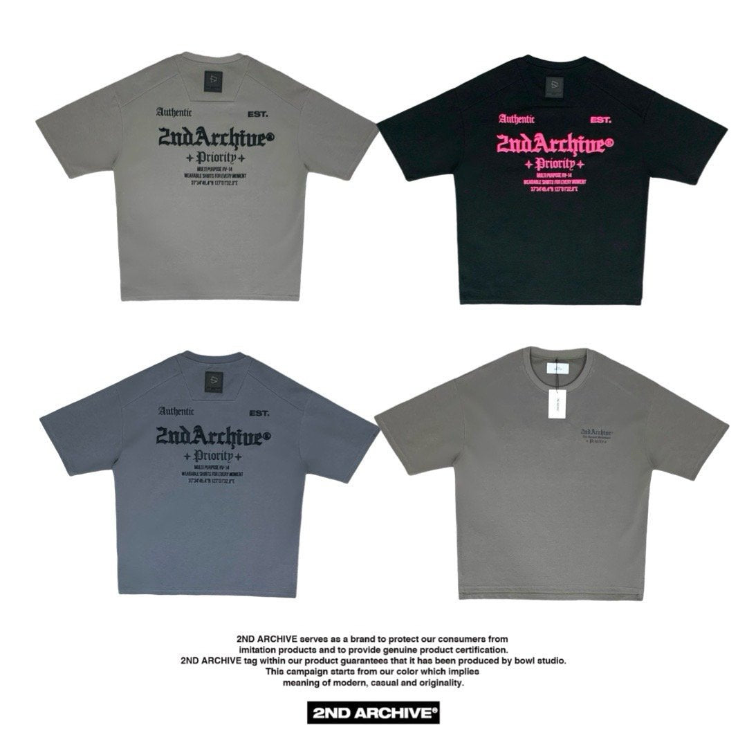 ユニセックス対応、男女兼用で着られる韓国ロゴT